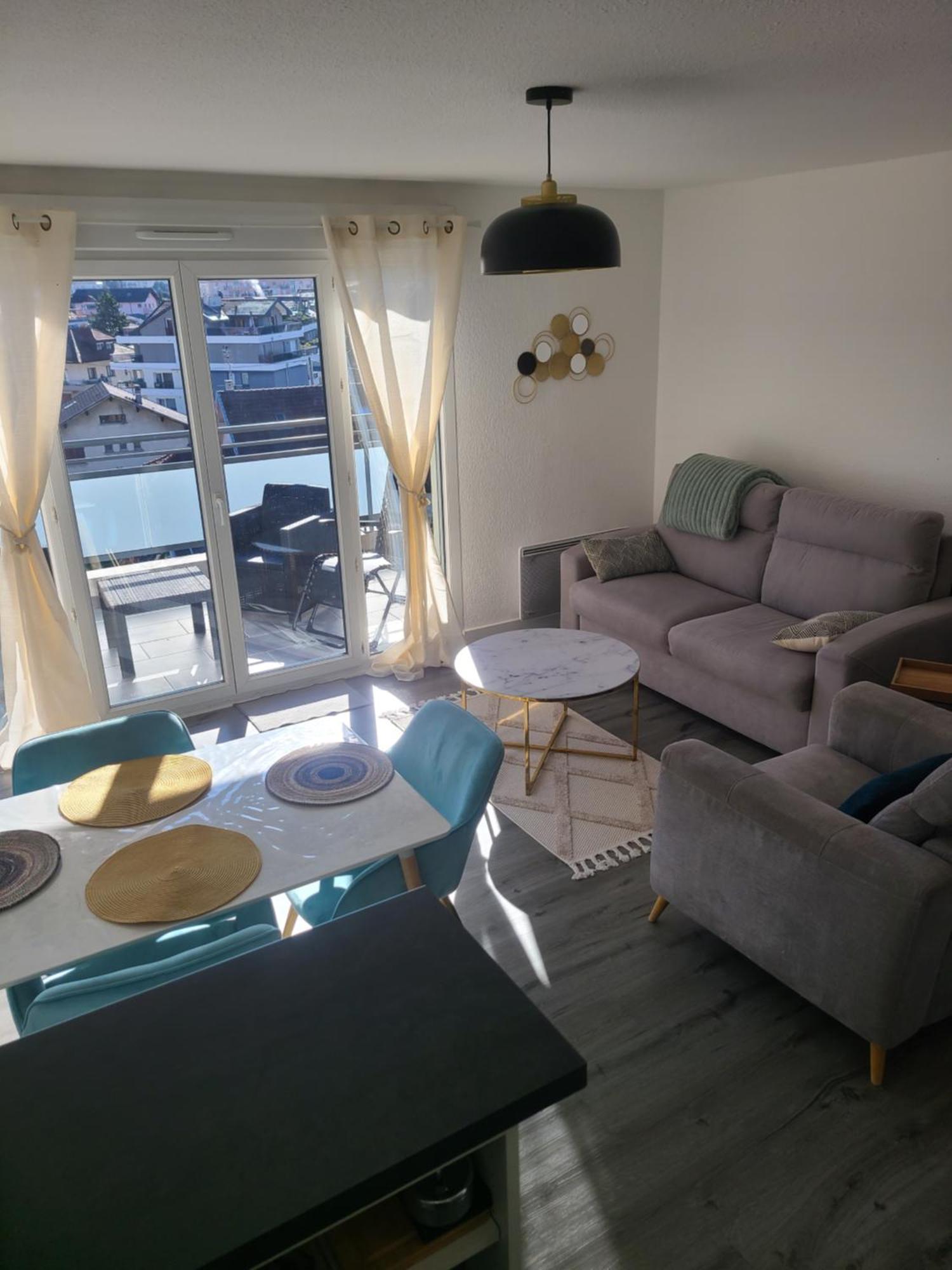 Joli T2 Proche Gare Avec Vue Apartamento Annemasse Exterior foto
