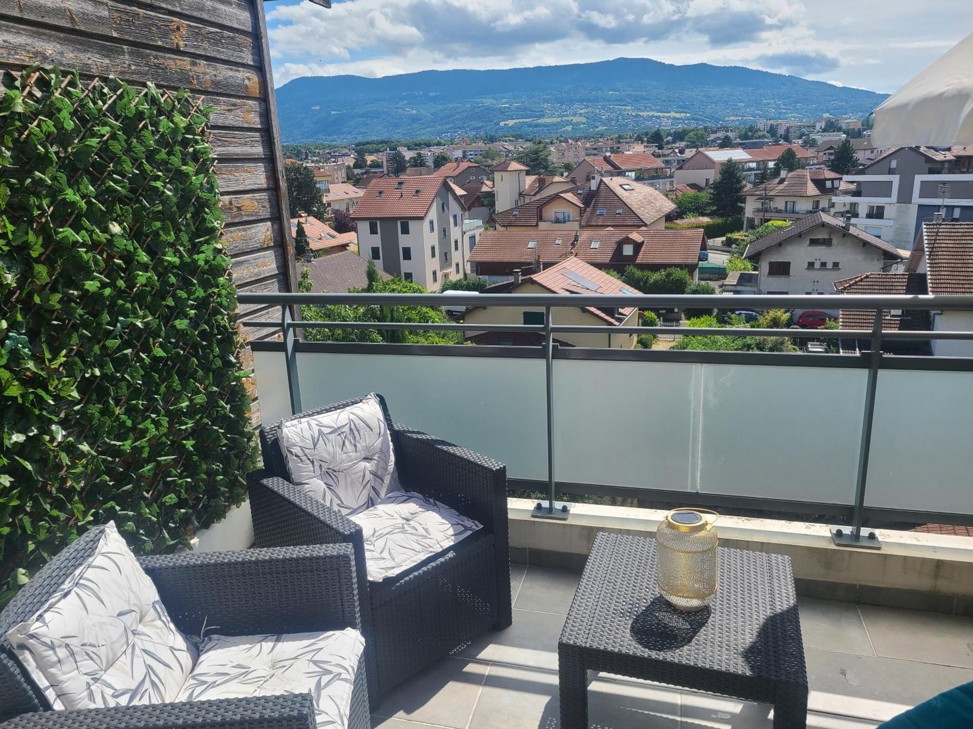 Joli T2 Proche Gare Avec Vue Apartamento Annemasse Exterior foto